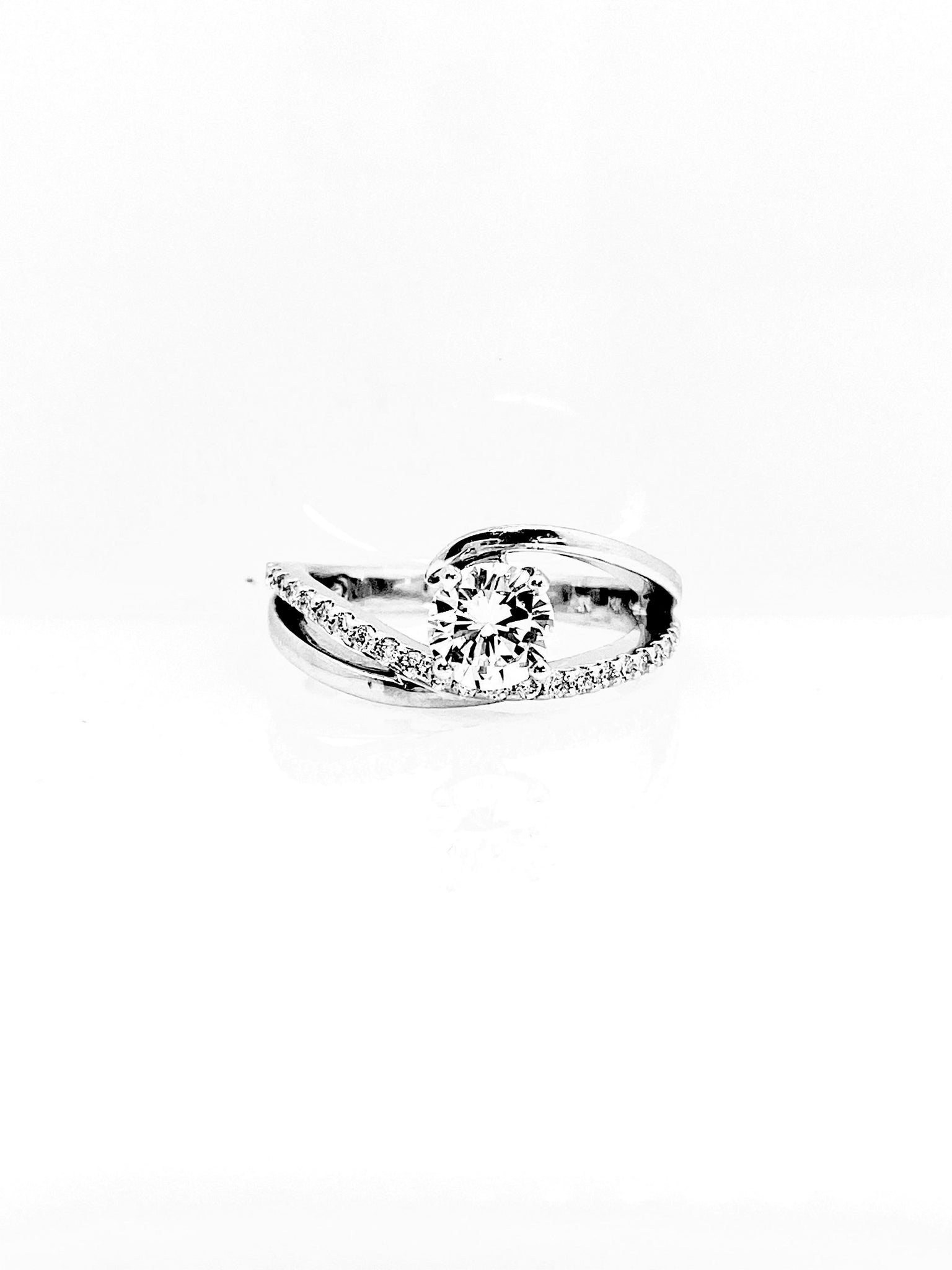 1 Carat VS1 Diamond Engagement Ring